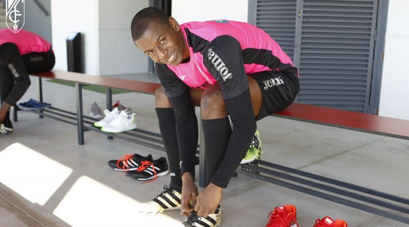 ADRIAN RÁMOS PRIMER ENTRENAMIENTO