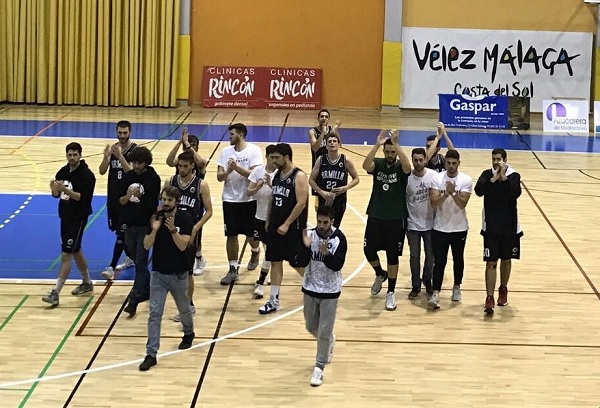 Armilla gana en velez