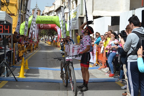 Poza consigue triple corona en lanjarón