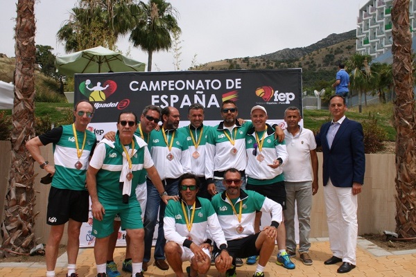 And masc bronce