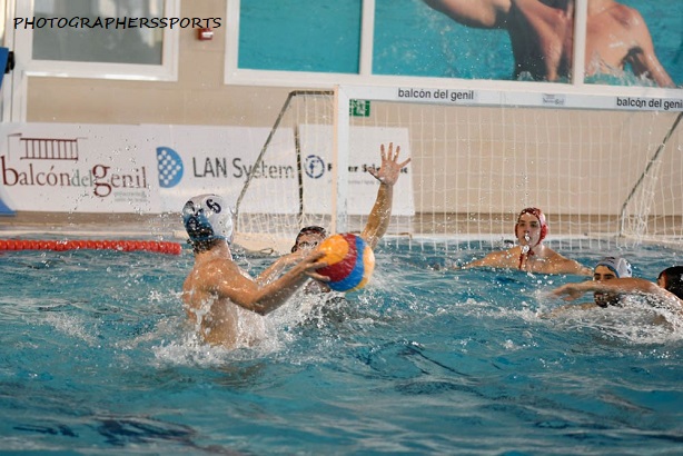 FOTO PARTIDO HUETOR VEGA VS VALLIRANA