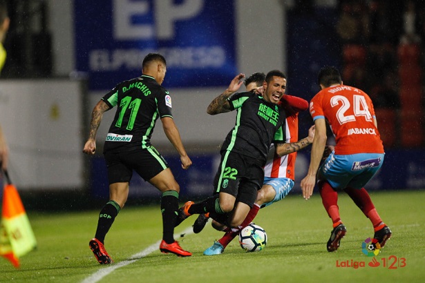 DERROTA LUGO