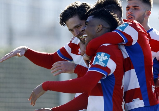 RECRE GANA AL TALAVERA