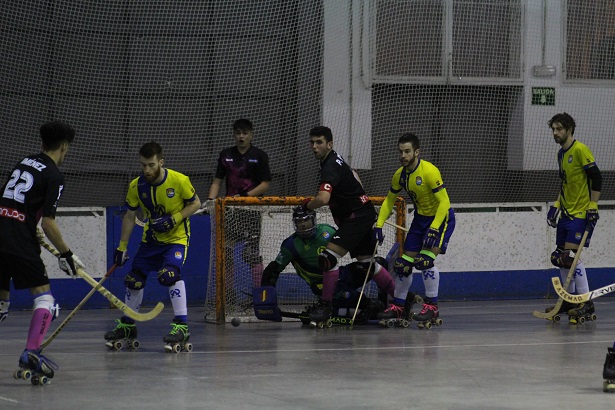 Un lance del partido frente al CP Alcorcón