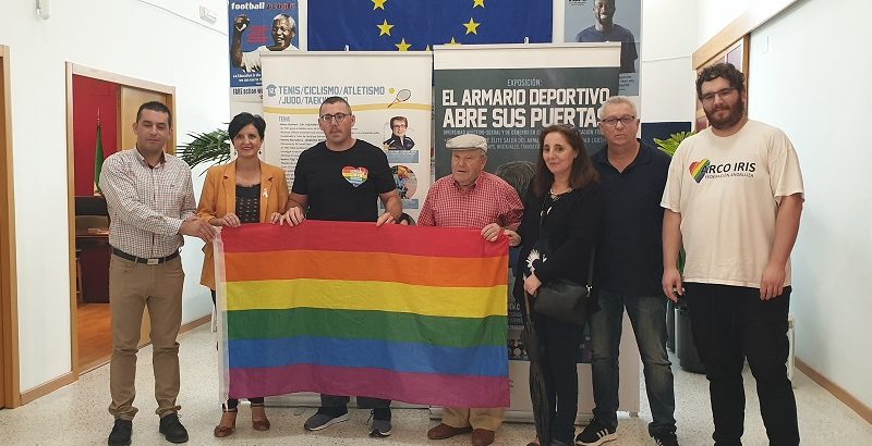 JOSÉ ROJAS PURULLENA GRANADA GUADIX EXPOSICIÓN EL ARMARIO DEPORTIVO ABRE SUS PUERTAS FARE ACTION WEEKS SPAIN LGBTI LGTB LGBT DIPUTACIÓN DE GRANADA (9)