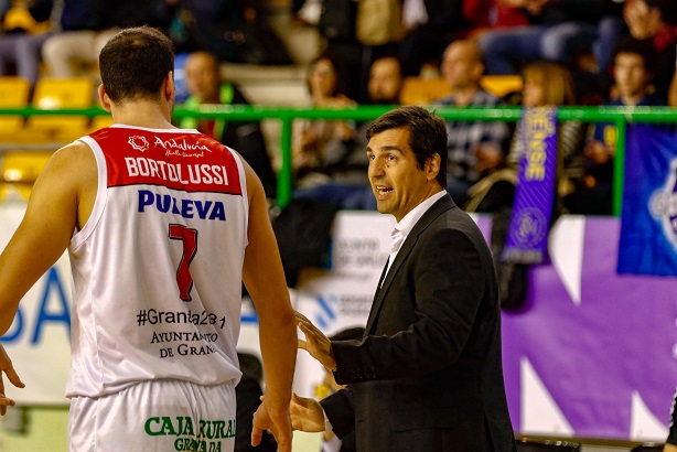 CLUB OURENSE BALONCESTO FUNDACION CB GRANADA