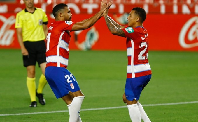 YANGEL Y MACHIS
