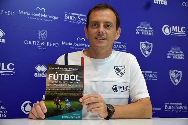Alberto González, presenta su libro sobre las transiciones (2)