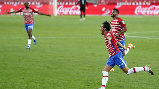LUIS MILLA GOL